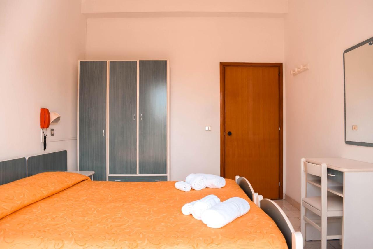 Hotel Zeus Cervia Dış mekan fotoğraf