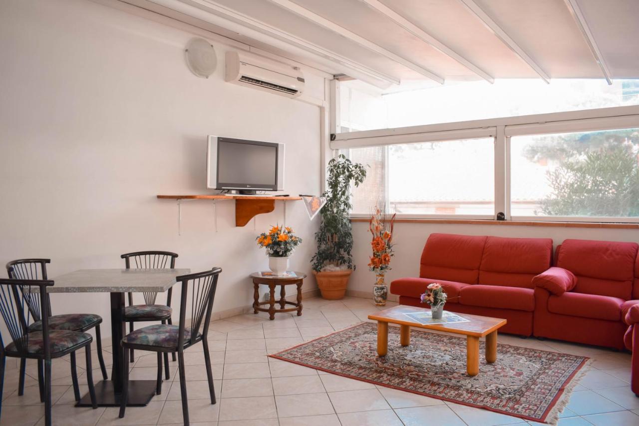 Hotel Zeus Cervia Dış mekan fotoğraf